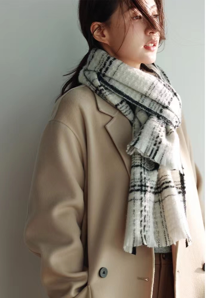 白色纯羊毛围巾女冬季2022新款小香风格子100羊绒高级感配